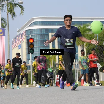 Runner Photo 6539878