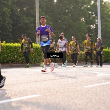 Runner Photo 6539891