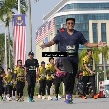 Runner Photo 6539893