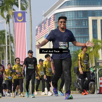 Runner Photo 6539899