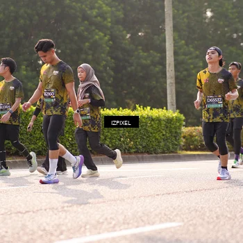 Runner Photo 6539928
