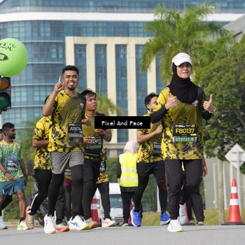 Runner Photo 6539933