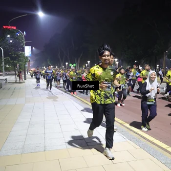 Runner Photo 6539938