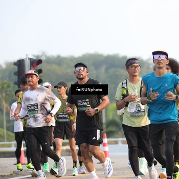 Runner Photo 6539941