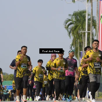 Runner Photo 6539978