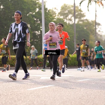 Runner Photo 6539979