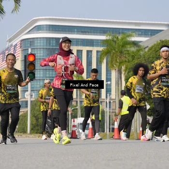 Runner Photo 6540002