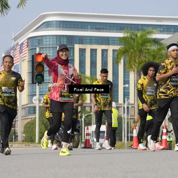 Runner Photo 6540011