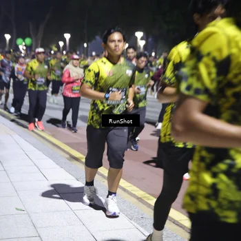 Runner Photo 6540012