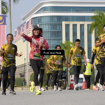 Runner Photo 6540013
