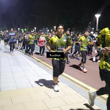Runner Photo 6540035