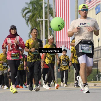 Runner Photo 6540043
