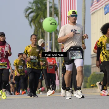 Runner Photo 6540048