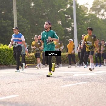 Runner Photo 6540078