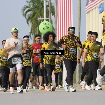Runner Photo 6540133