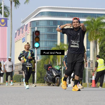 Runner Photo 6540165