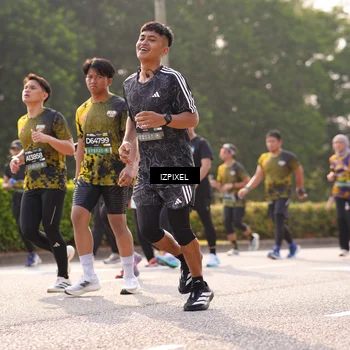 Runner Photo 6540172