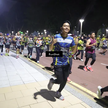 Runner Photo 6540180