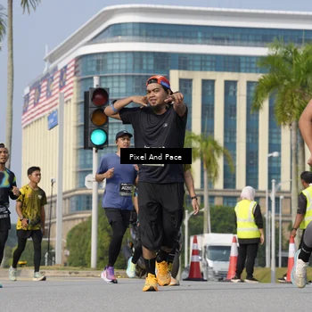 Runner Photo 6540191