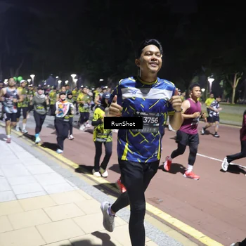 Runner Photo 6540199