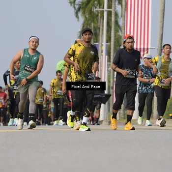 Runner Photo 6540209