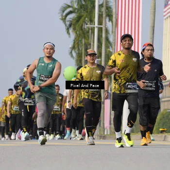 Runner Photo 6540211