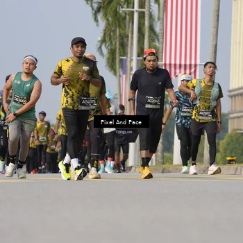 Runner Photo 6540213