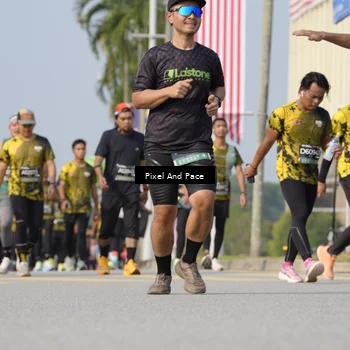 Runner Photo 6540223