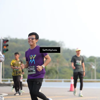 Runner Photo 6540235