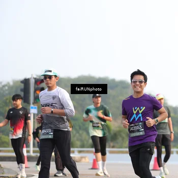 Runner Photo 6540236