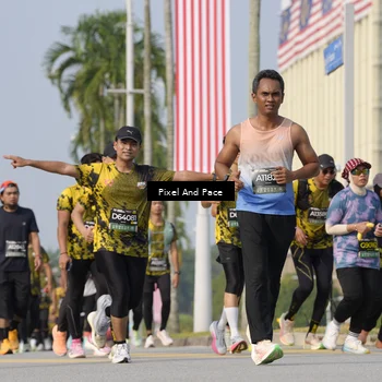 Runner Photo 6540245