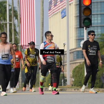 Runner Photo 6540252