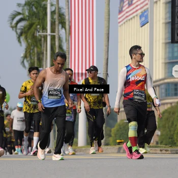Runner Photo 6540256