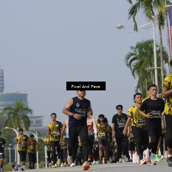 Runner Photo 6540315