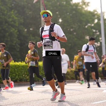 Runner Photo 6540331