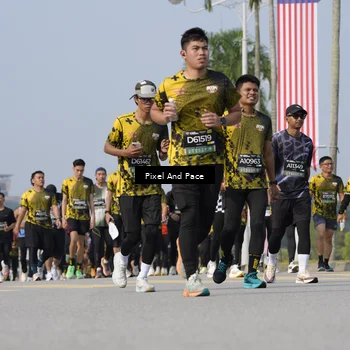 Runner Photo 6540351