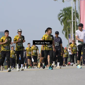Runner Photo 6540382