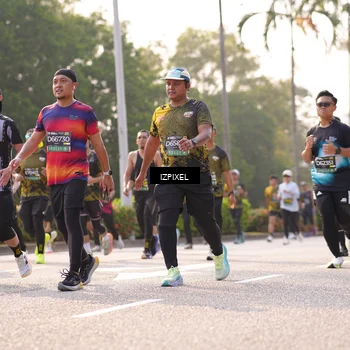Runner Photo 6540407