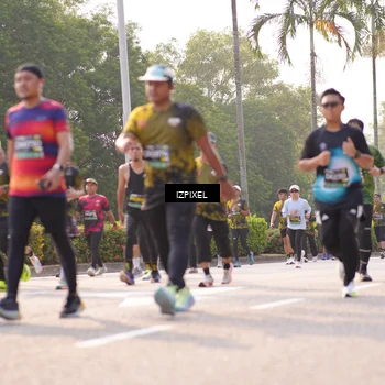 Runner Photo 6540413