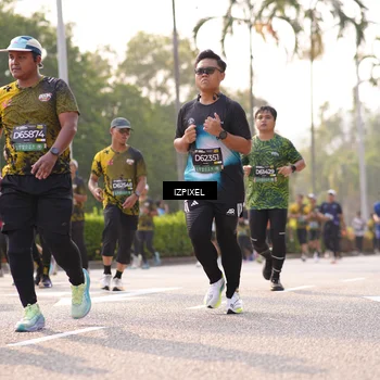 Runner Photo 6540414