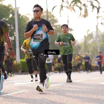 Runner Photo 6540429