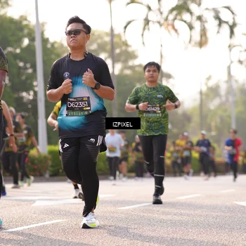 Runner Photo 6540441