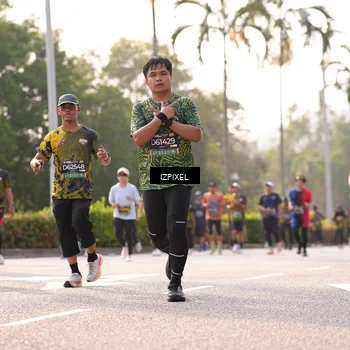 Runner Photo 6540445