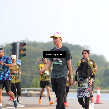 Runner Photo 6540451