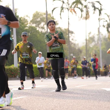 Runner Photo 6540459