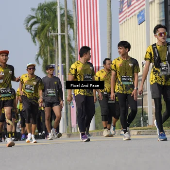Runner Photo 6540471