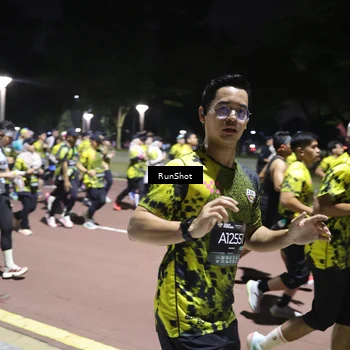 Runner Photo 6540472