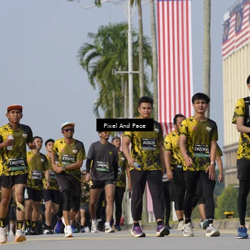 Runner Photo 6540475