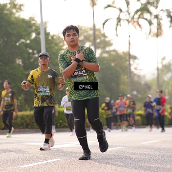 Runner Photo 6540476