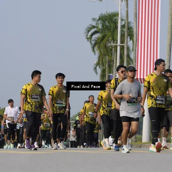Runner Photo 6540512